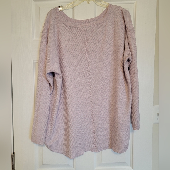 Light sweater - Picture 2 of 3